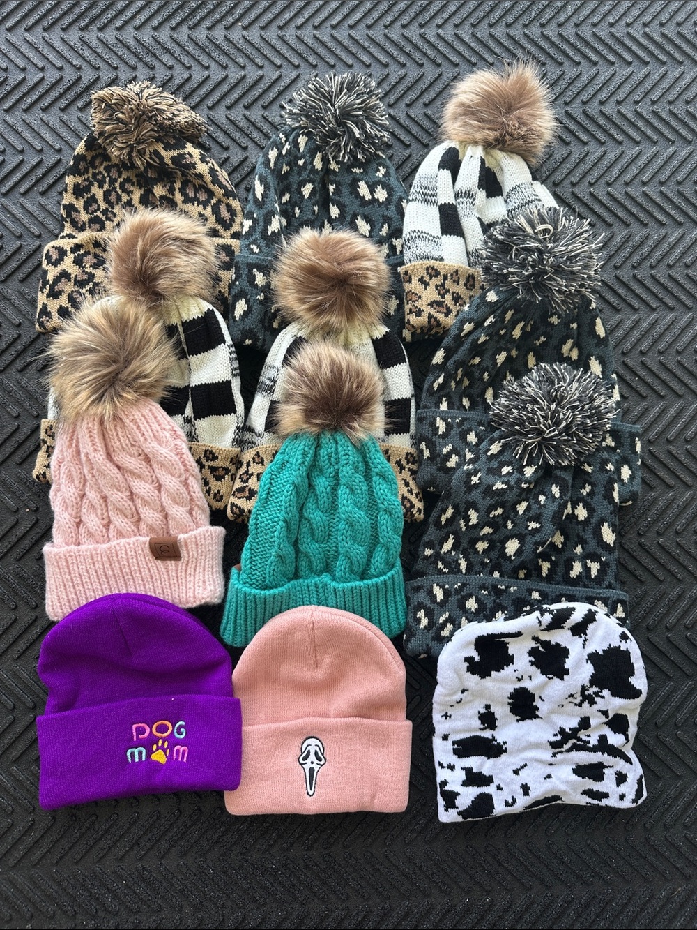 Bundle lot NWOT boutique beanies ladies women’s 12 count